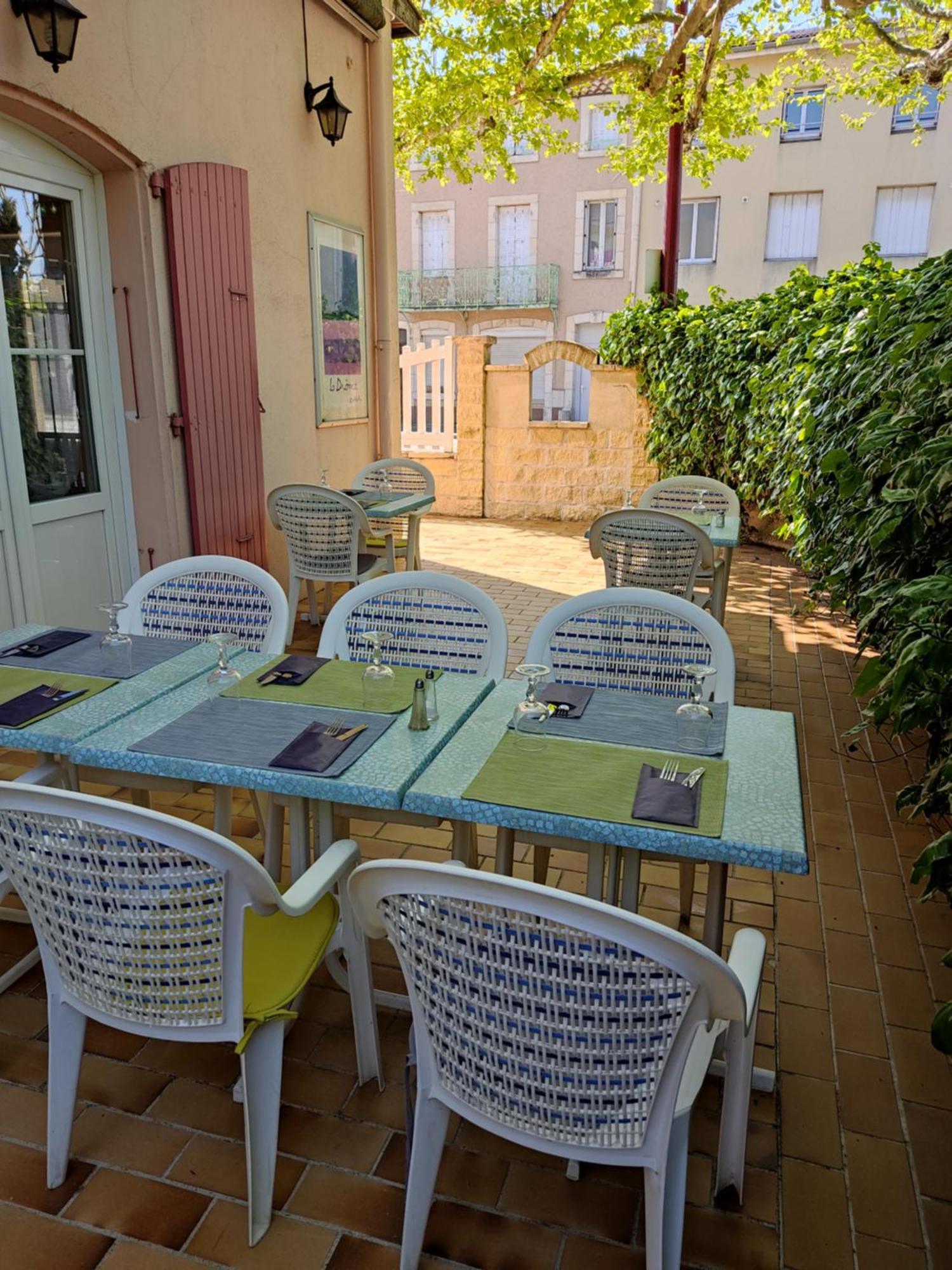 Logis Hotel Des Voyageurs Restaurant La Bonne Tabl'Hay Livron-sur-Drome Ngoại thất bức ảnh