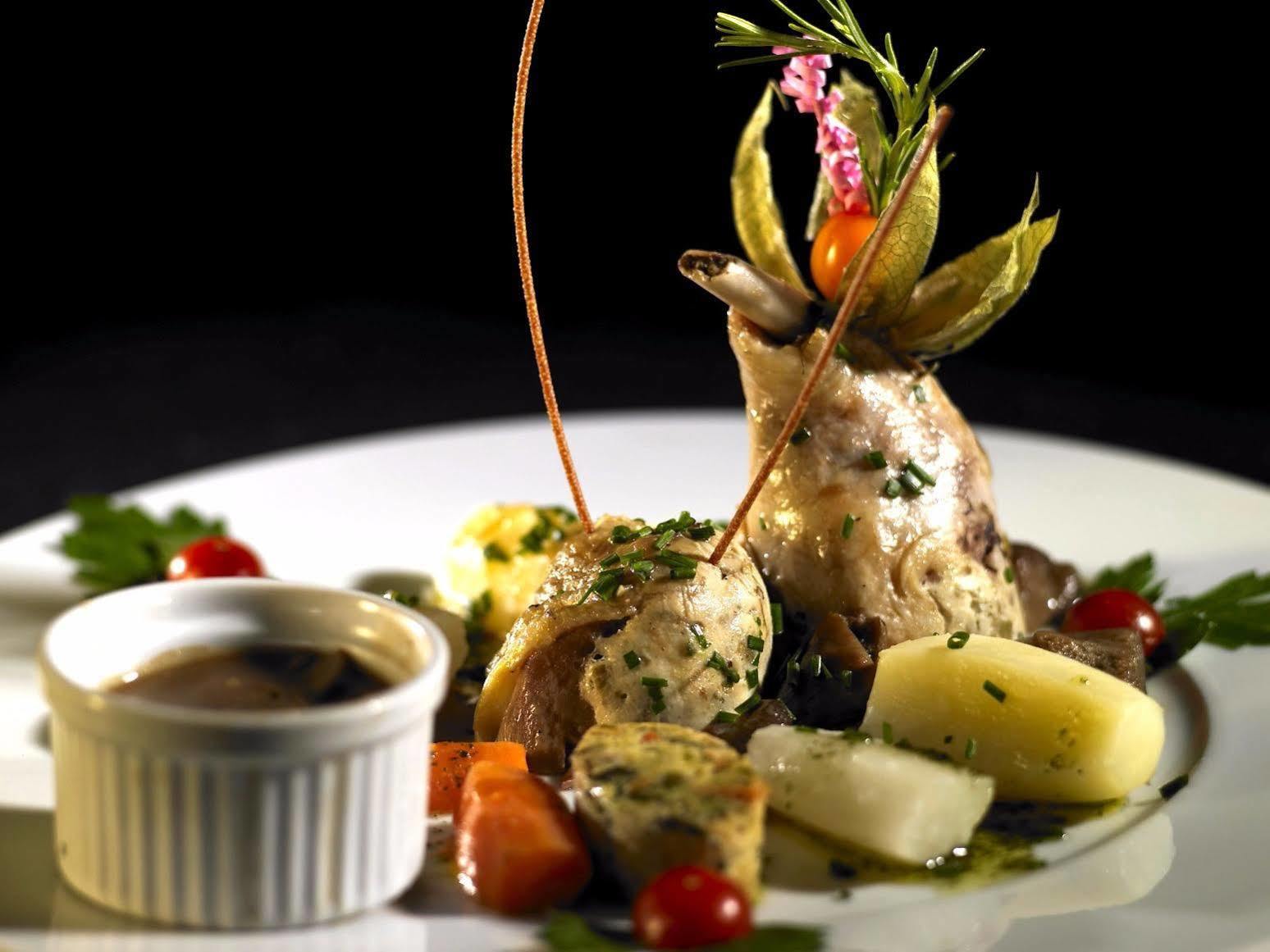 Logis Hotel Des Voyageurs Restaurant La Bonne Tabl'Hay Livron-sur-Drome Ngoại thất bức ảnh