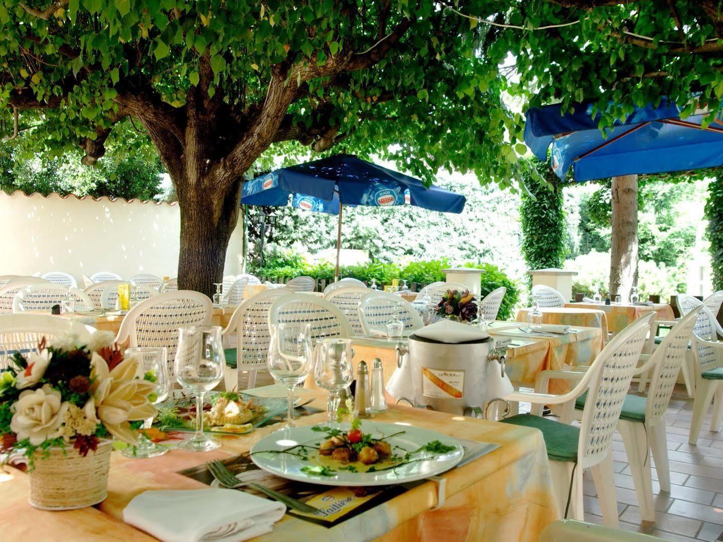 Logis Hotel Des Voyageurs Restaurant La Bonne Tabl'Hay Livron-sur-Drome Ngoại thất bức ảnh