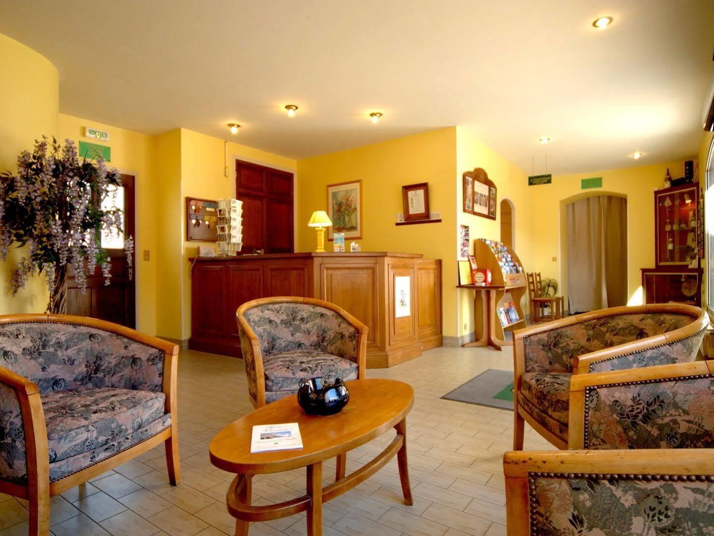 Logis Hotel Des Voyageurs Restaurant La Bonne Tabl'Hay Livron-sur-Drome Ngoại thất bức ảnh